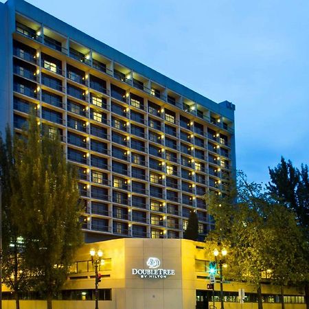 Doubletree By Hilton Portland Hotel Екстериор снимка